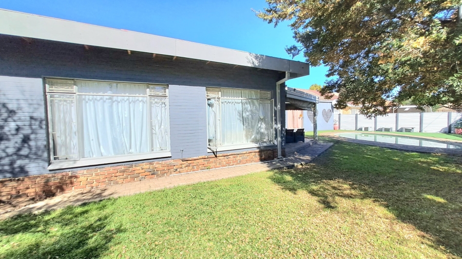 4 Bedroom Property for Sale in Fichardt Park Free State